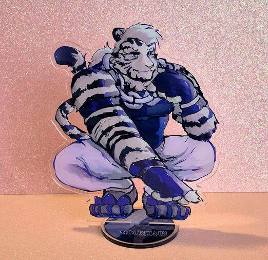 Mountain - Standee